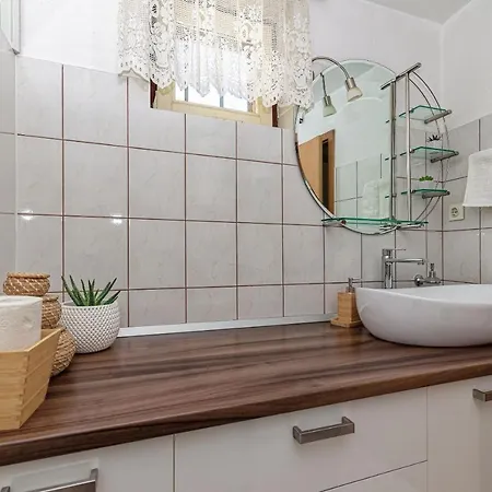 House Rose In Center * Σπλιτ